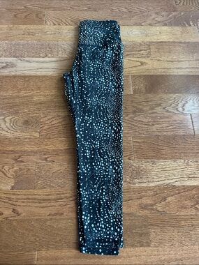 Women’s Black Polka Dot Leggings - Lightweight Activewear
